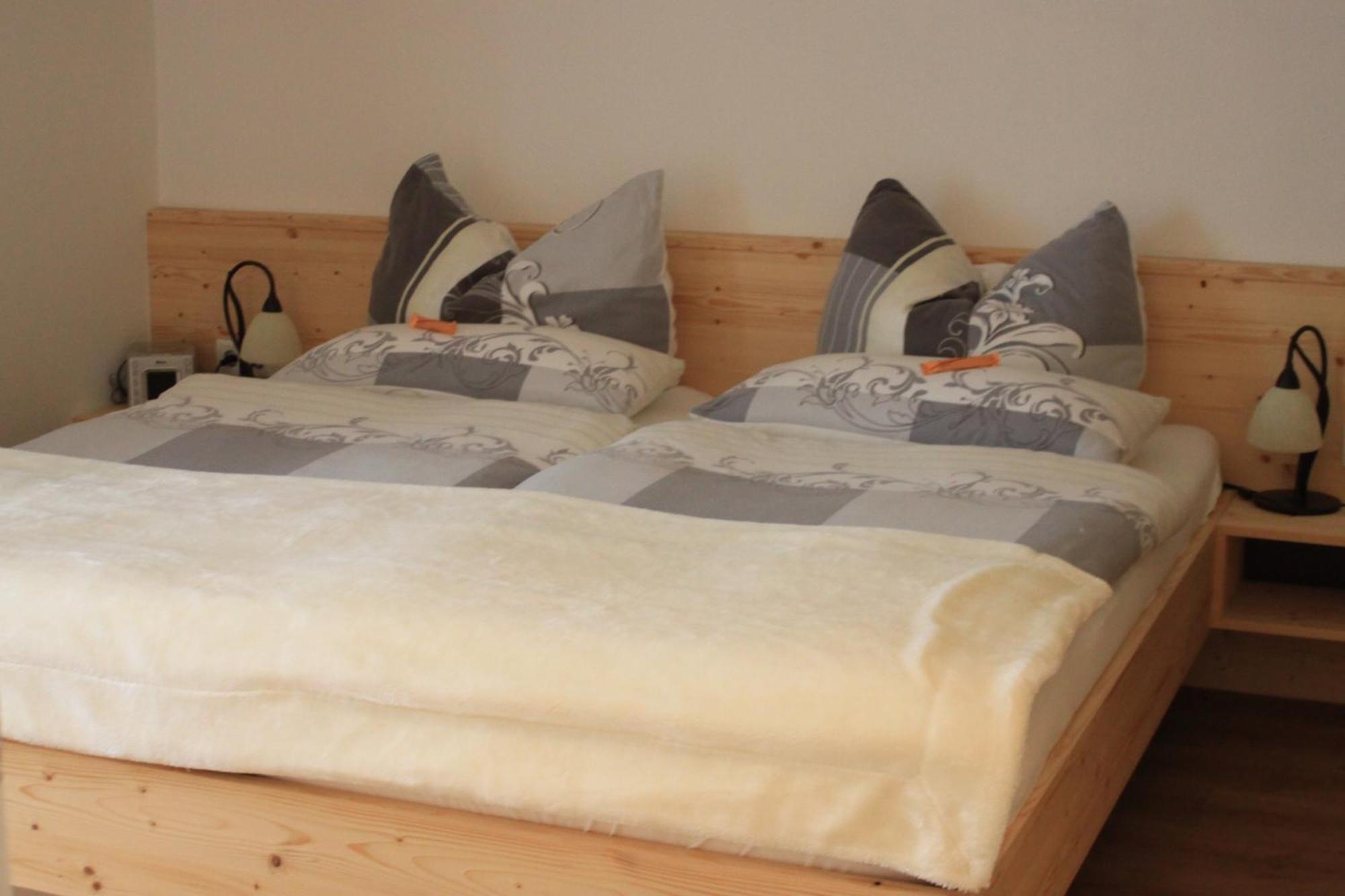 Gaestehaus Waldrand Garni Wiesing Ngoại thất bức ảnh