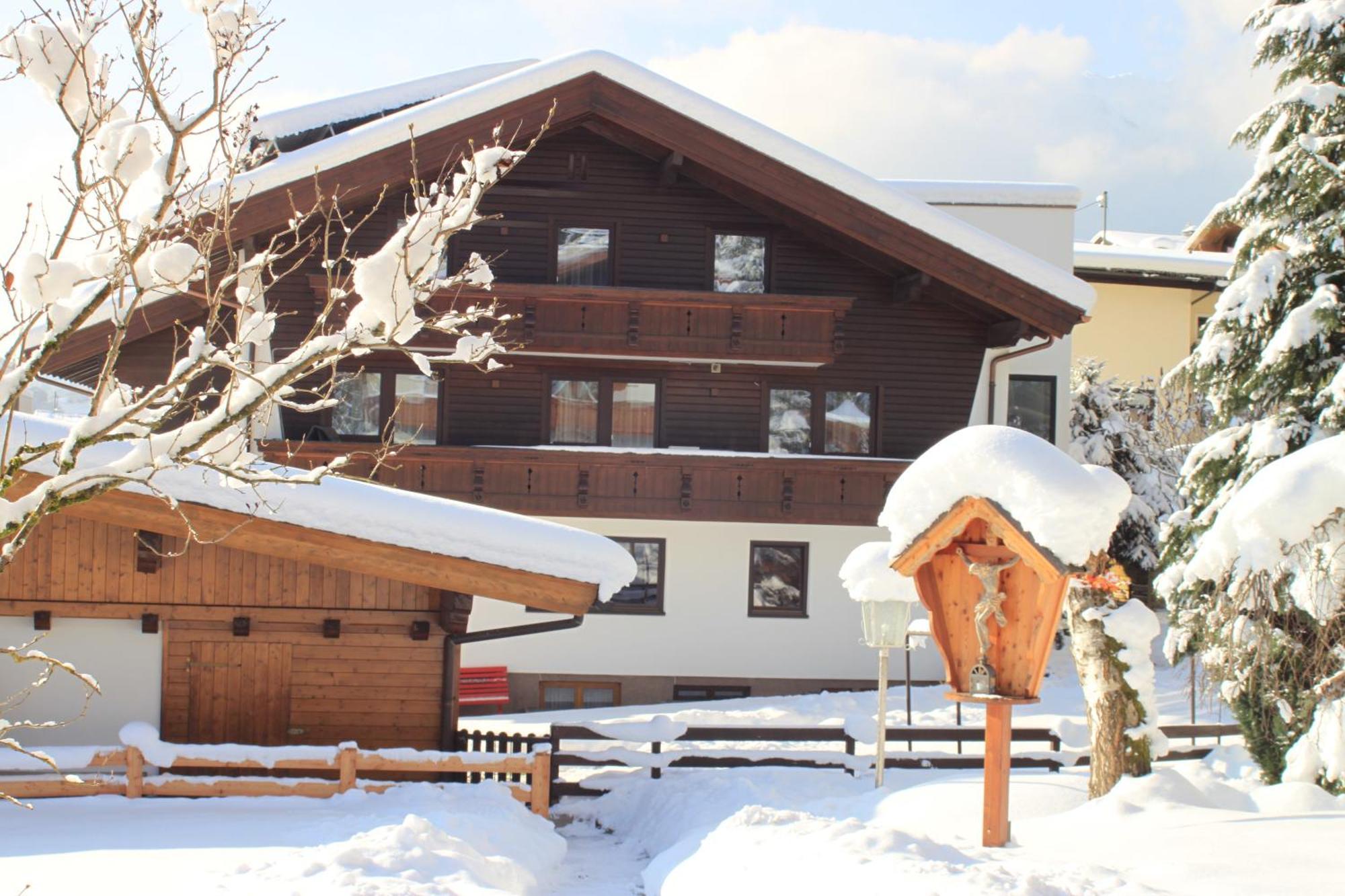 Gaestehaus Waldrand Garni Wiesing Ngoại thất bức ảnh