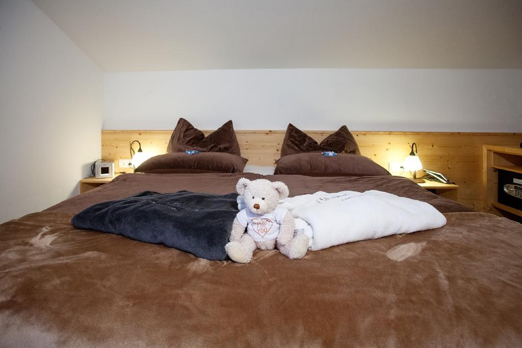 Gaestehaus Waldrand Garni Wiesing Ngoại thất bức ảnh